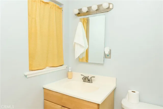 $595,000 | 958 East Flora Street, Ontario, CA 91764