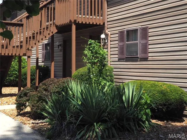 $850 | 148 Ashley Drive, Fairview Heights, IL 62208