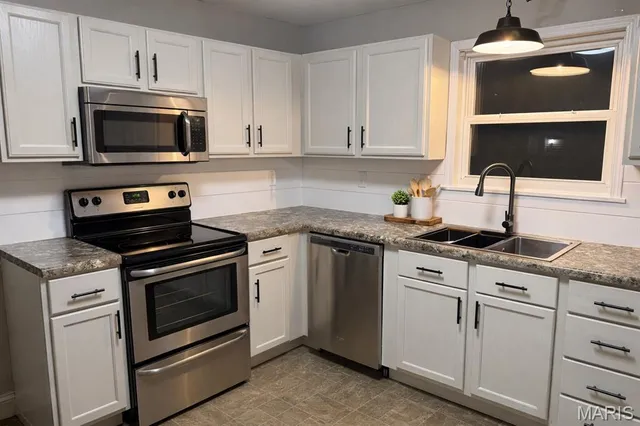 $175,000 | 505 Schroeder Drive, Salem, IL 62881