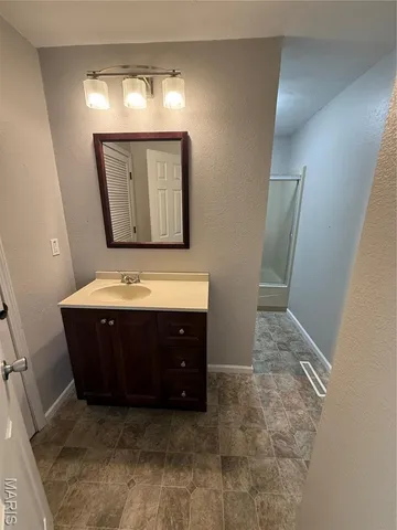 $175,000 | 505 Schroeder Drive, Salem, IL 62881