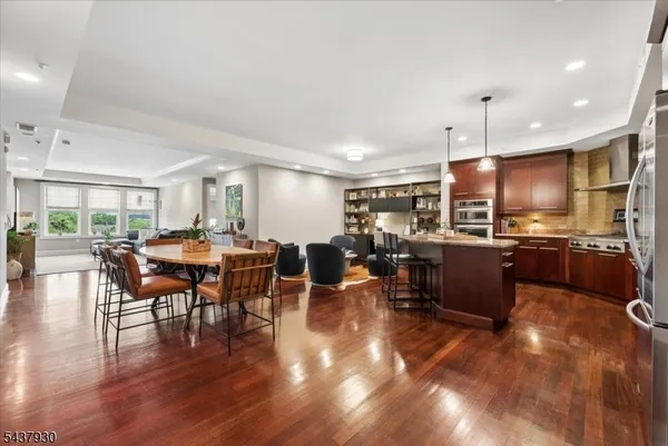 $1,750,000 | 40 West Park Place, Unit 513, Morristown, NJ 07960