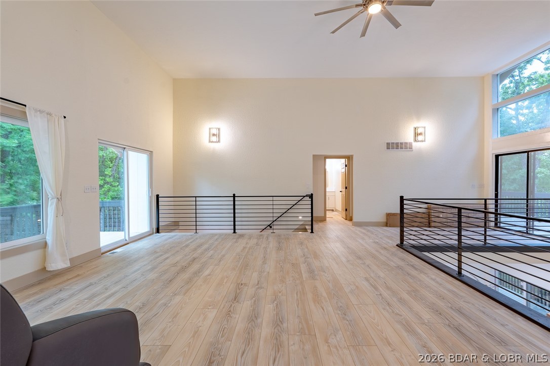 423 Hillside Road Lake Ozark, MO 65049 - Photo 24 of 37