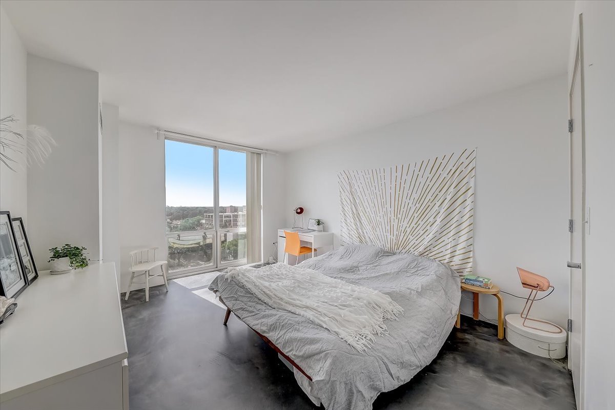 1640 Maple Avenue, Unit 904 Evanston, IL 60201 - Photo 16 of 27 Gallery Image 16