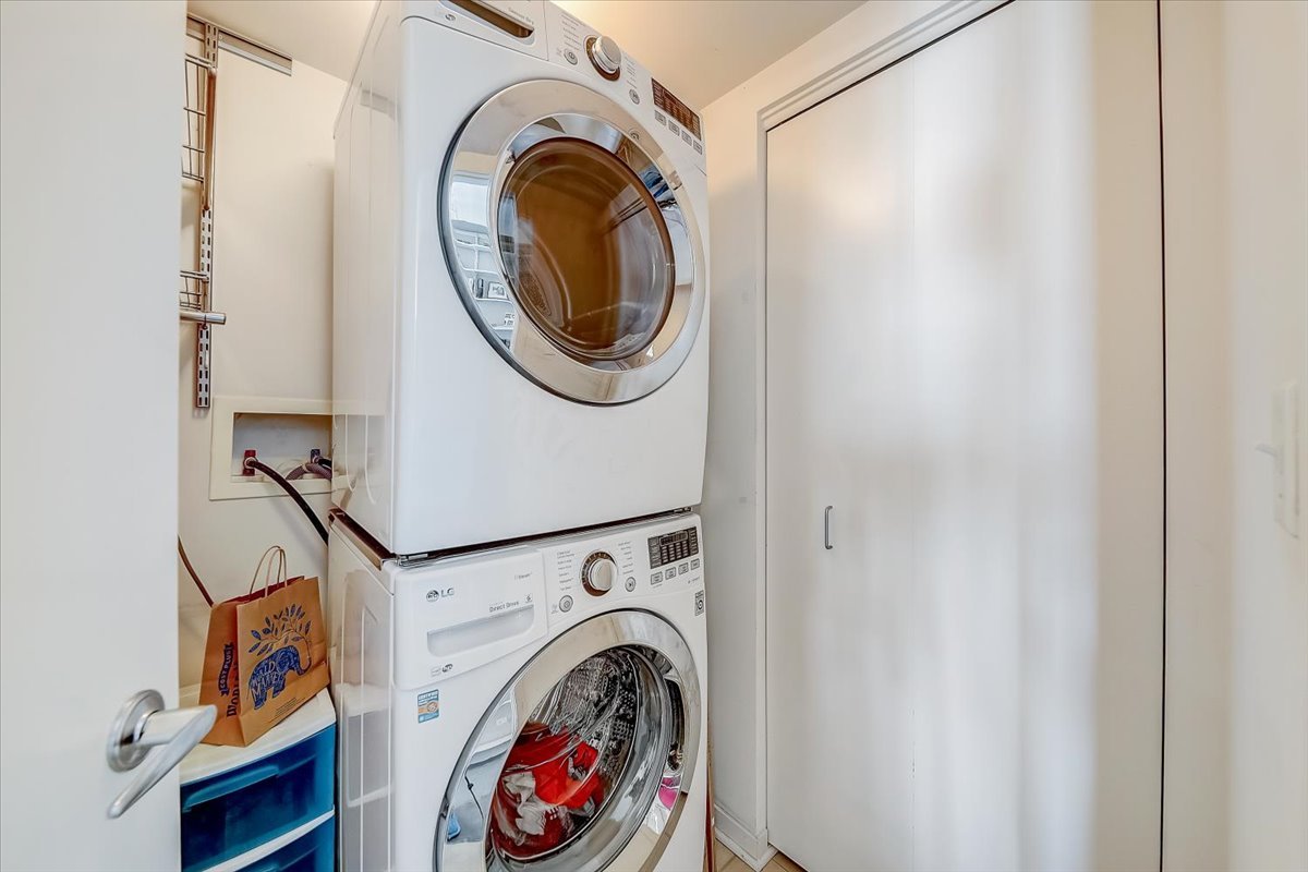 1640 Maple Avenue, Unit 904 Evanston, IL 60201 - Photo 20 of 27 Gallery Image 20