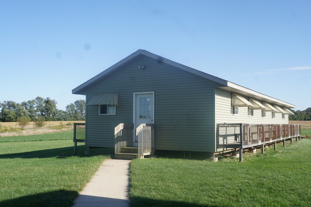 511 Rock Island Road Dixon, IL 61021 - Photo 12 of 15