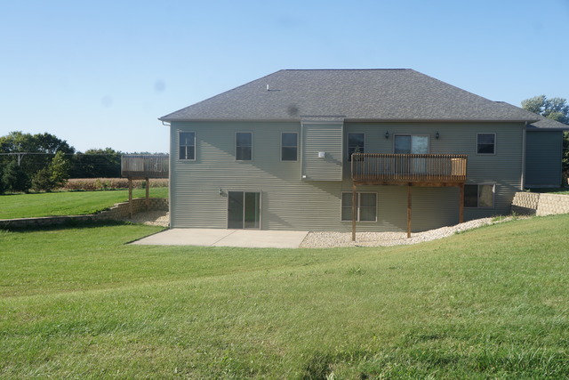 511 Rock Island Road Dixon, IL 61021 - Photo 15 of 15