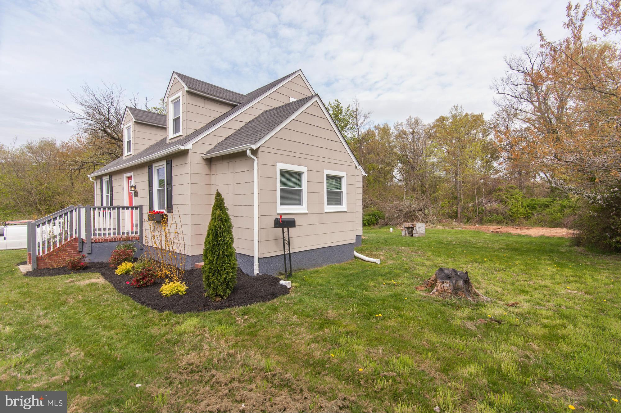 12038 Philadelphia Road Kingsville, MD 21087 - Photo 3 of 29 Exterior (Rear)