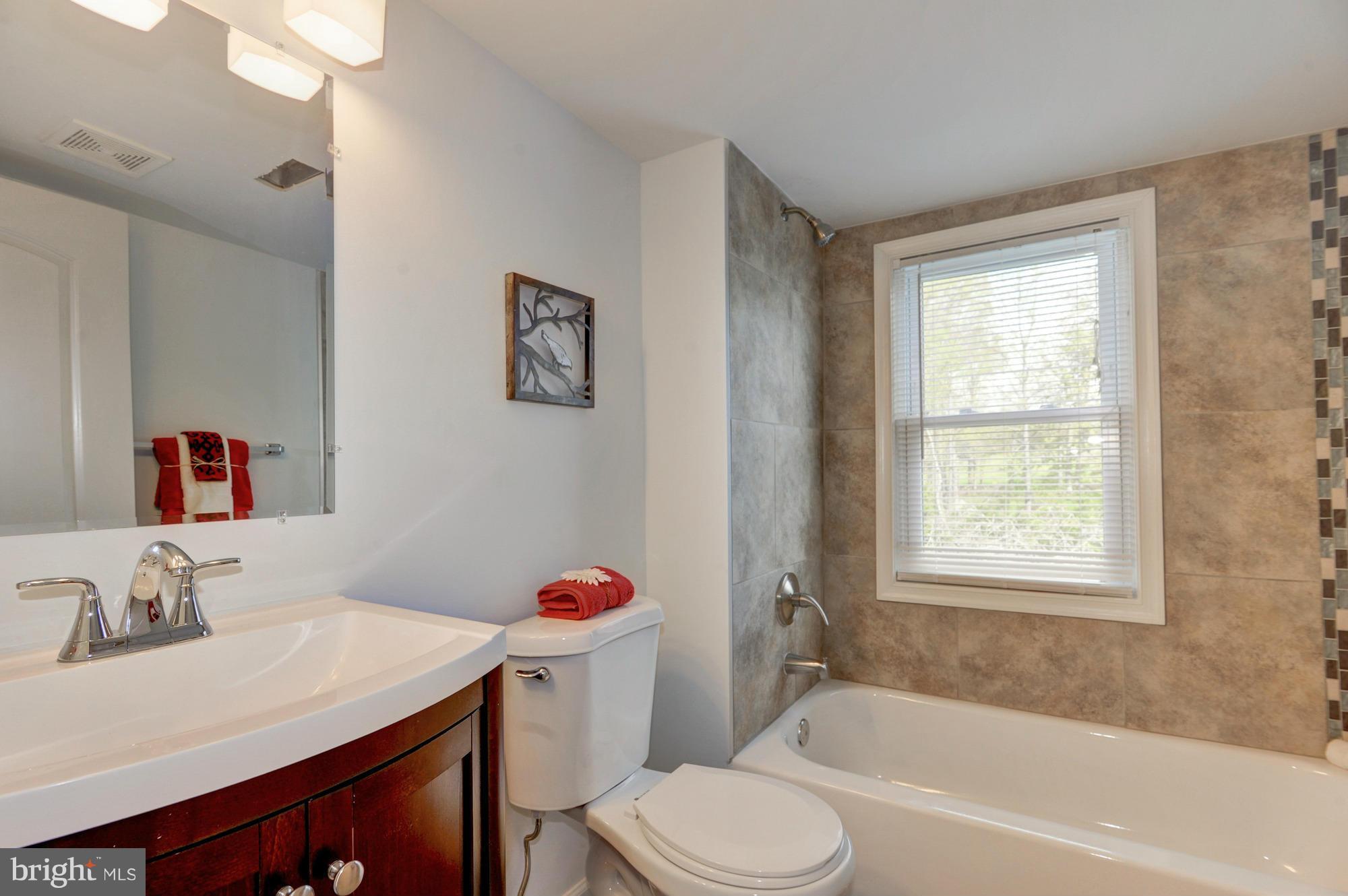 12038 Philadelphia Road Kingsville, MD 21087 - Photo 26 of 29 Bath