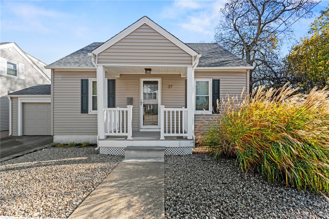 37 George Waterman Road Johnston, RI 02919 - Photo 1 of 27