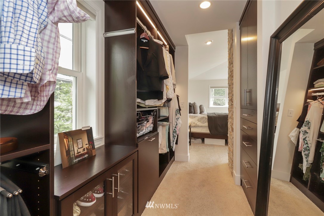 710 West Howe Street Seattle, WA 98119 - Photo 15 of 25