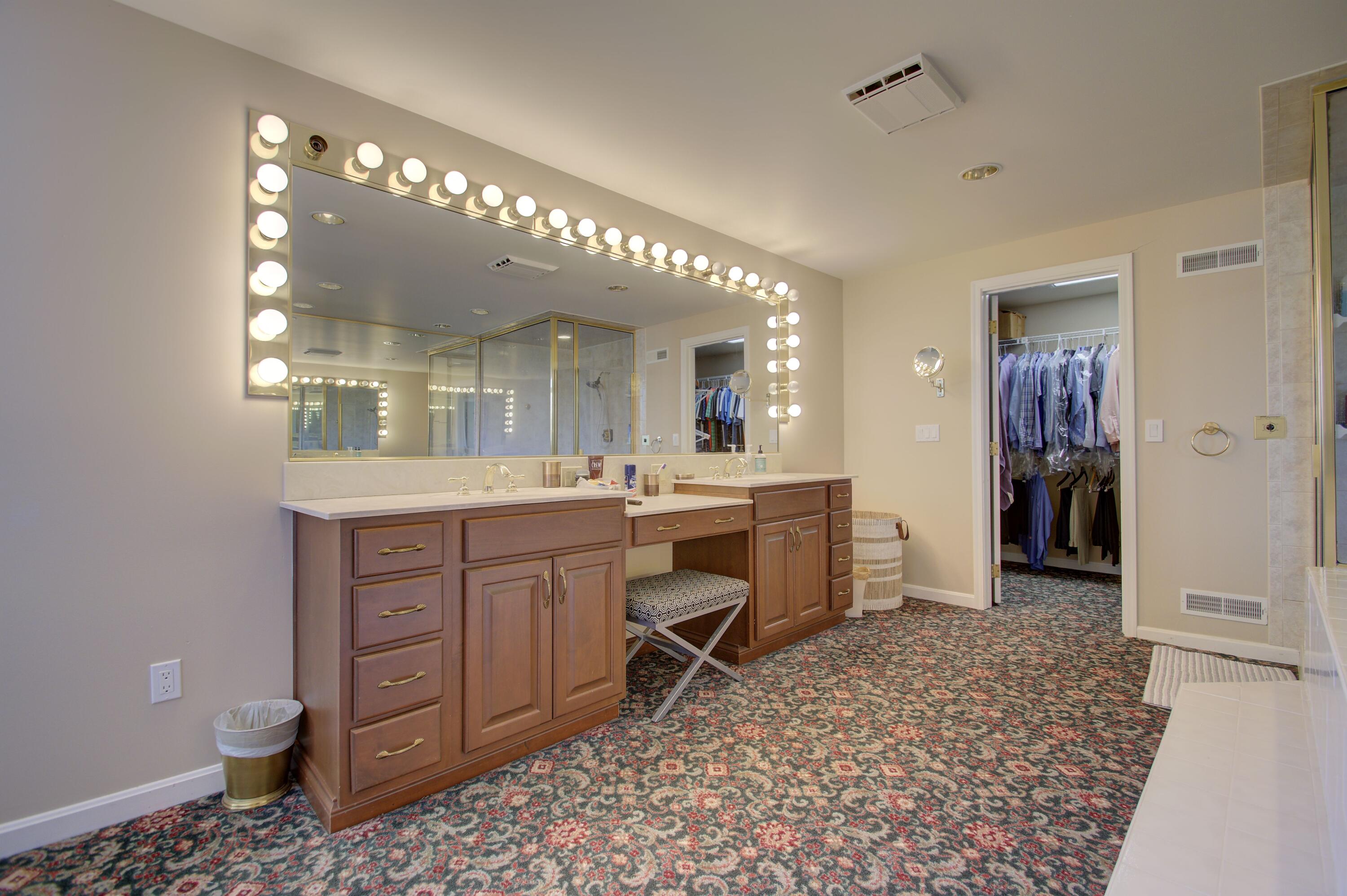 1526 Flintridge Road Florence, KY 41042 - Photo 21 of 39 Gallery Image 21