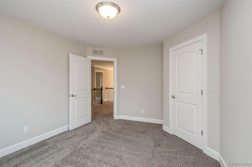 47639 Alpine Drive Novi, MI 48374 - Photo 31 of 36