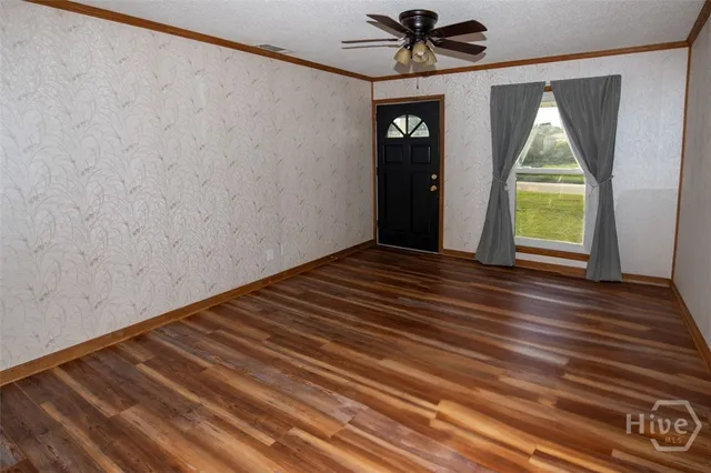 $225,000 | 328 Riverview Drive, Savannah, GA 31404