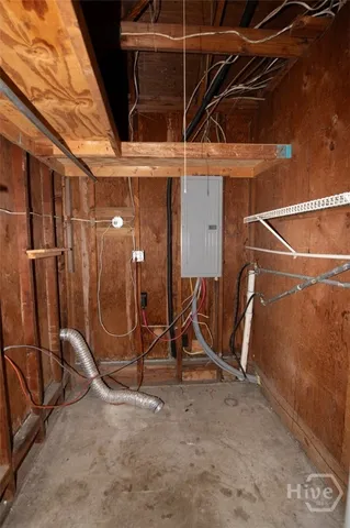 $225,000 | 328 Riverview Drive, Savannah, GA 31404