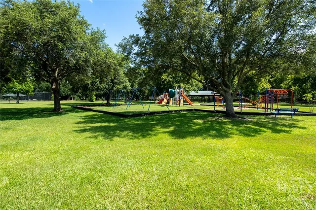 $225,000 | 328 Riverview Drive, Savannah, GA 31404