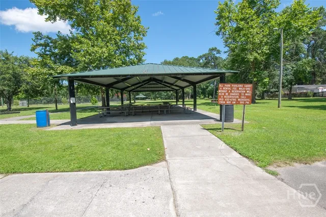 $225,000 | 328 Riverview Drive, Savannah, GA 31404