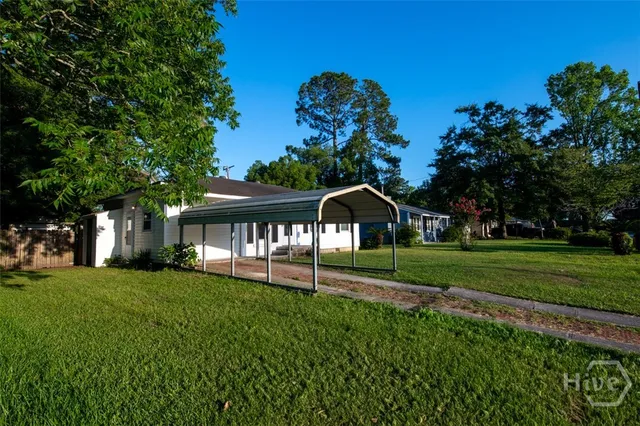 $225,000 | 328 Riverview Drive, Savannah, GA 31404