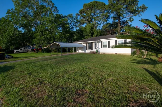 $225,000 | 328 Riverview Drive, Savannah, GA 31404