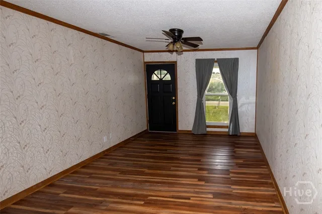 $225,000 | 328 Riverview Drive, Savannah, GA 31404