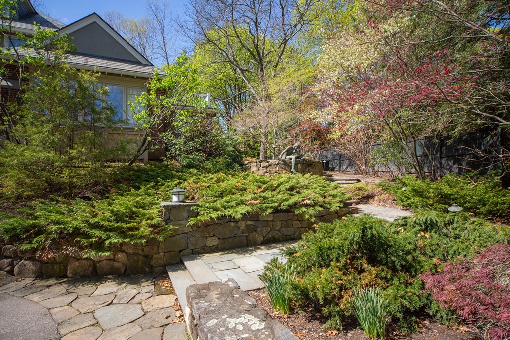 27 Metacomet Road Newton, MA 02468 - Photo 21 of 22 a view of a garden with plants