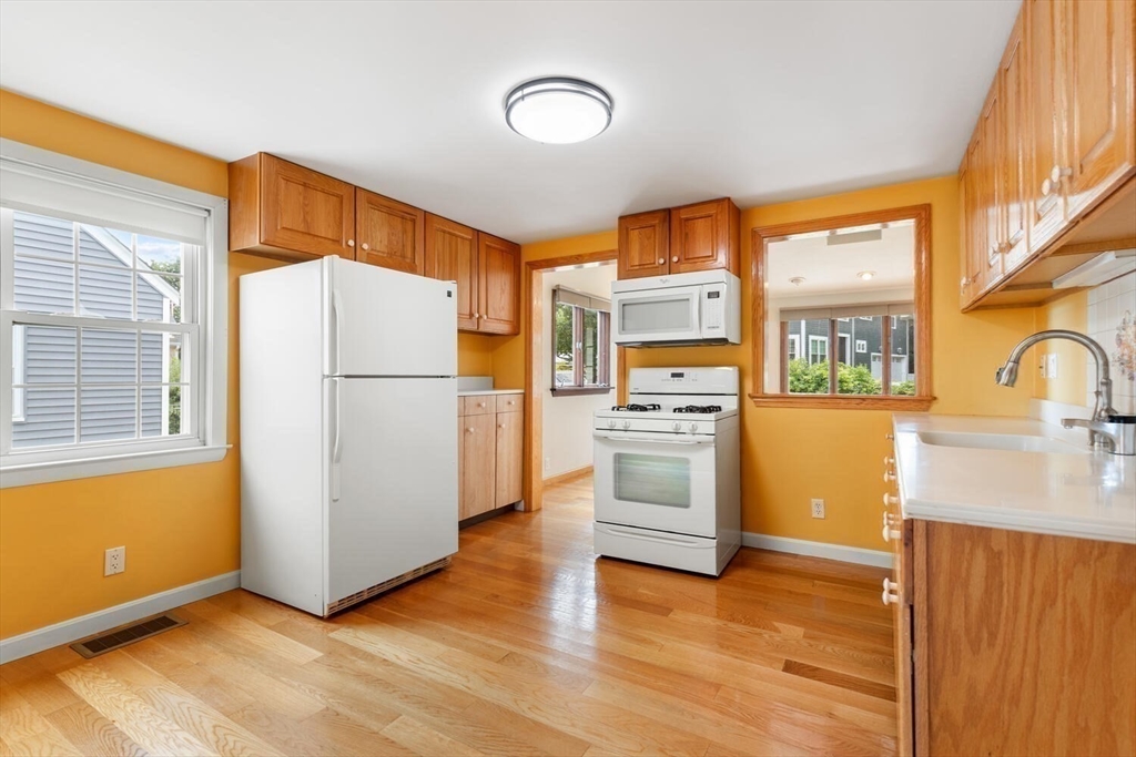 54 Como Road Boston, MA 02136 - Photo 12 of 37 Gallery Image 12