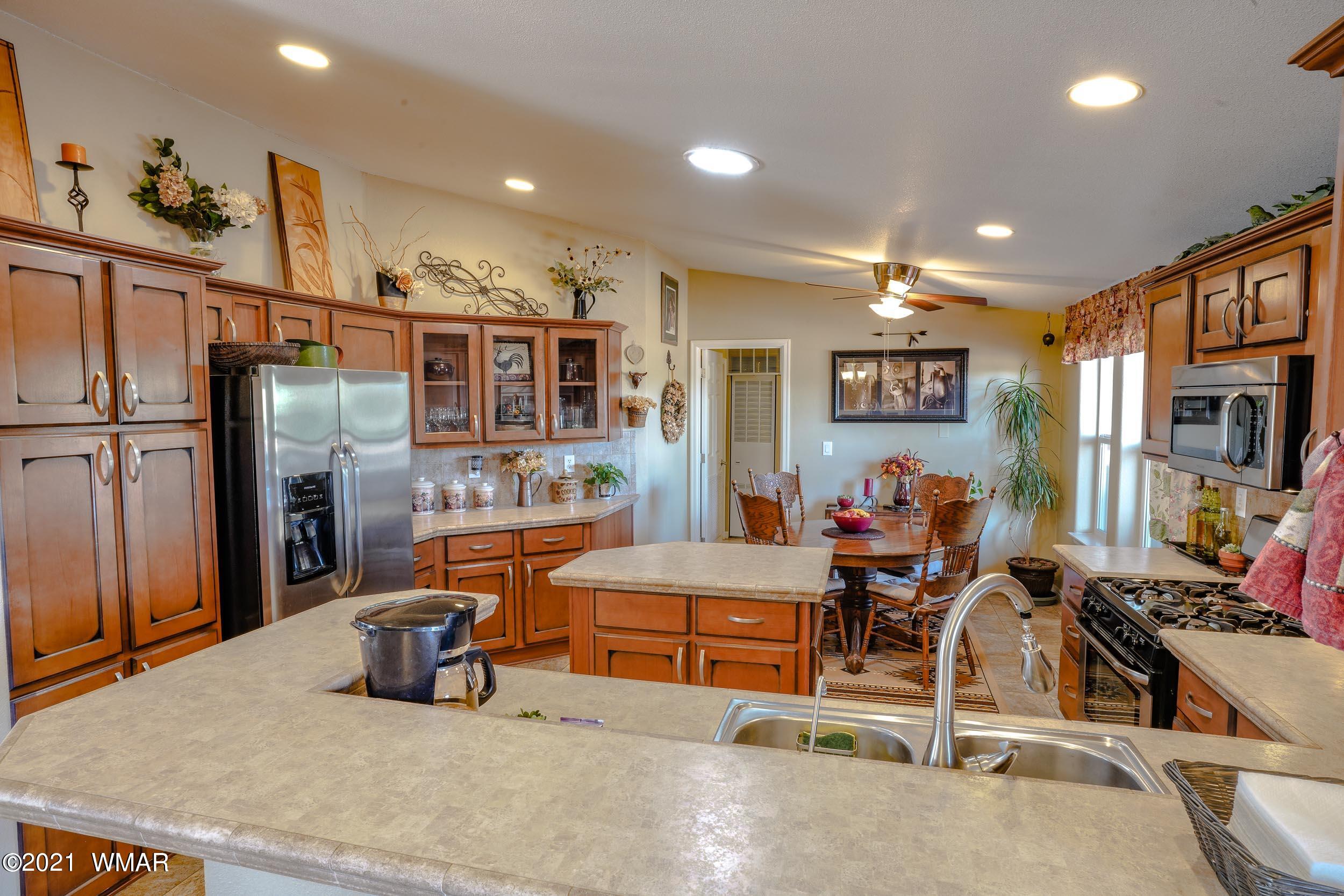 6970 Thomas Ranch Road Show Low, AZ 85901 - Photo 11 of 75 Gallery Image 11