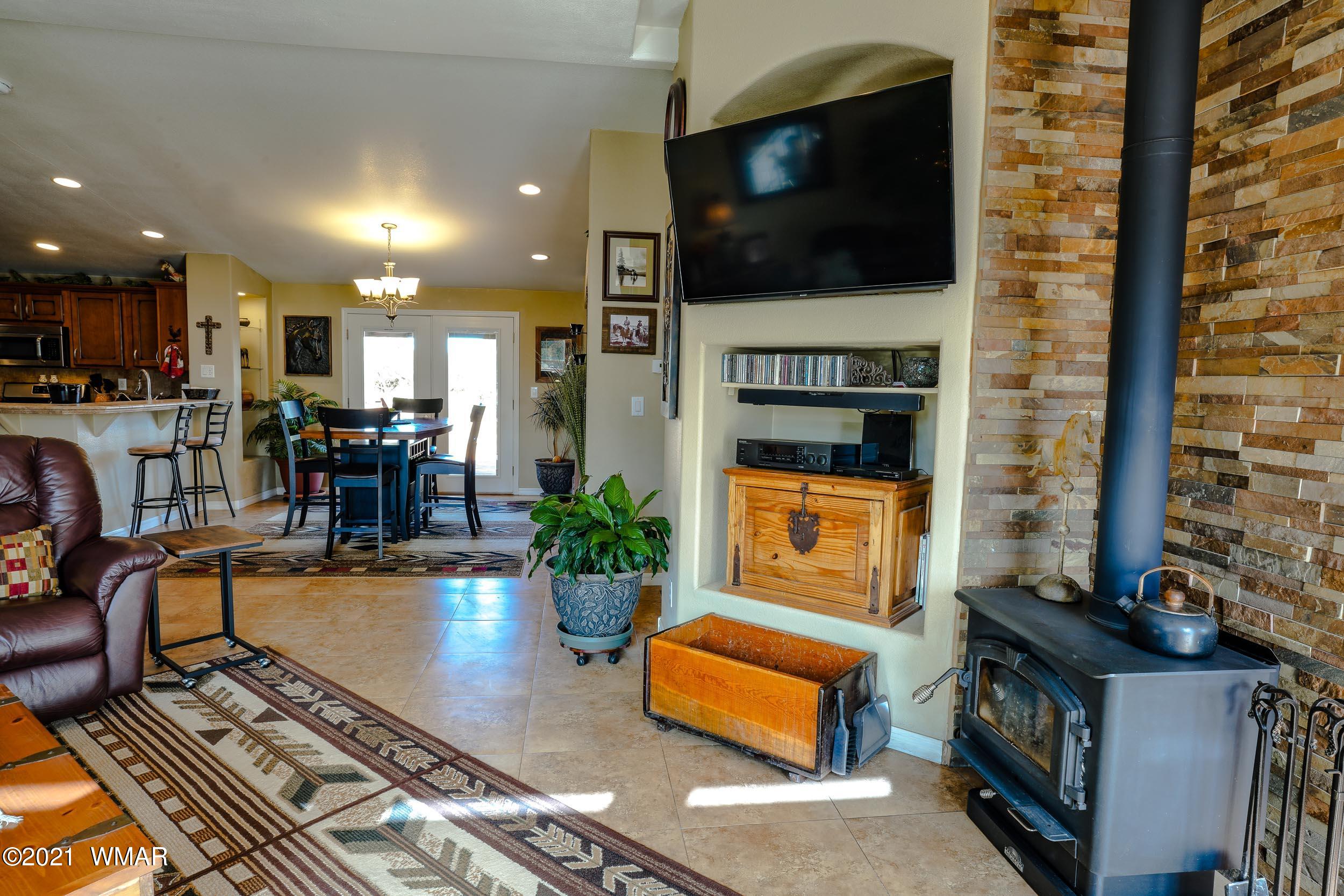 6970 Thomas Ranch Road Show Low, AZ 85901 - Photo 5 of 75 Gallery Image 5