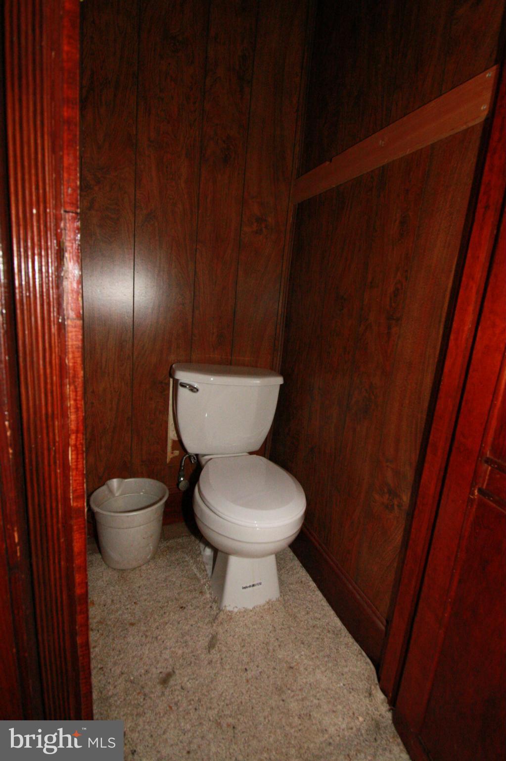 4706 Moravia Road Baltimore, MD 21206 - Photo 14 of 21 Bath