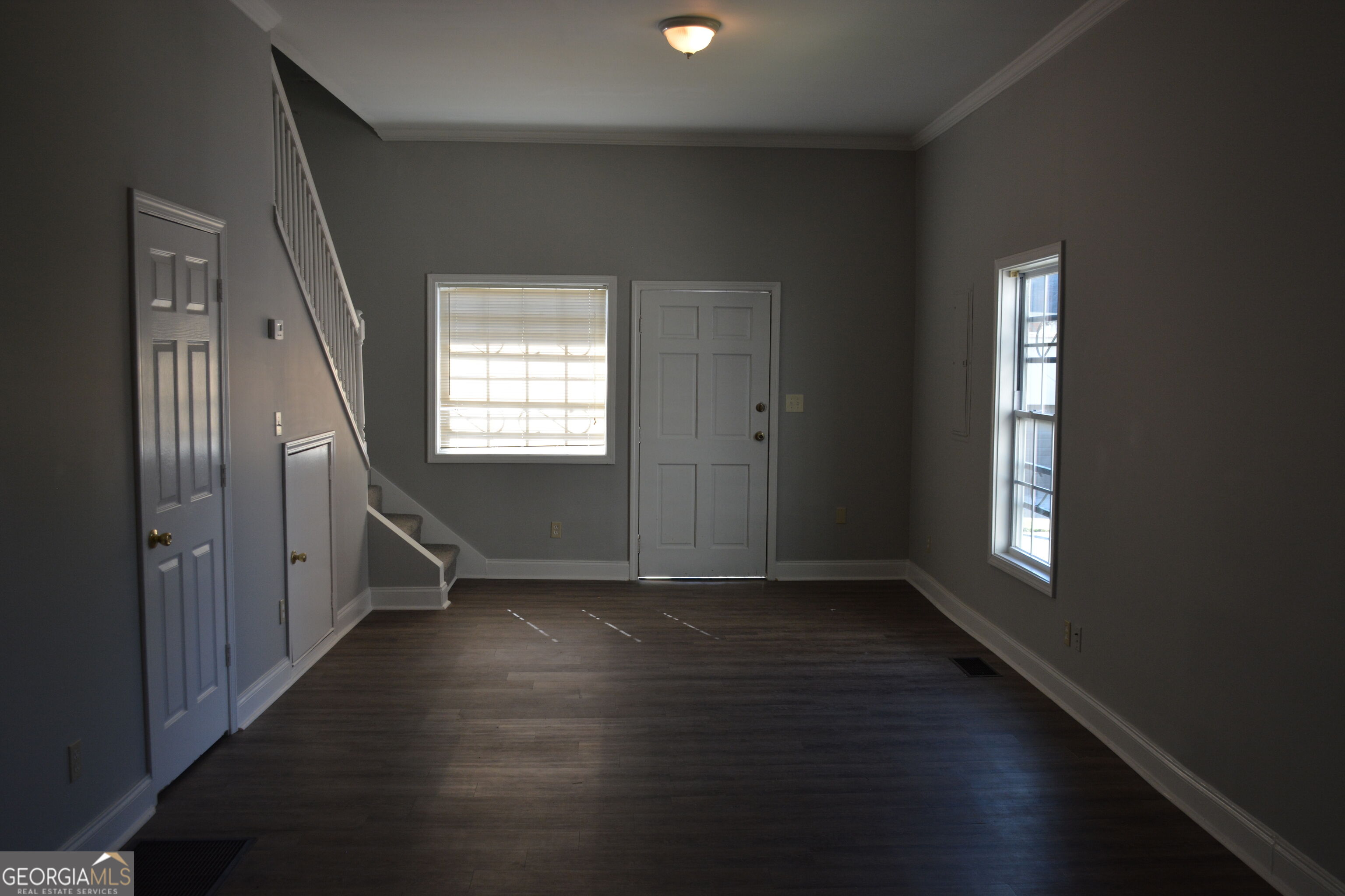 910 McDaniel Street Southwest Atlanta, GA 30310 - Photo 2 of 14 Gallery Image 2