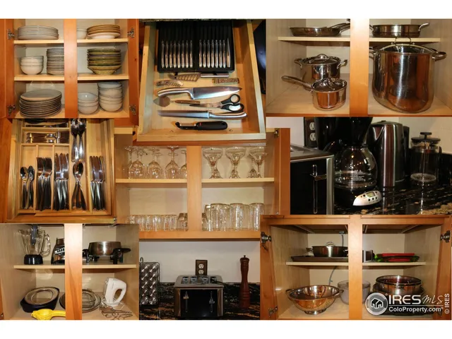 a picture of a street with buildings