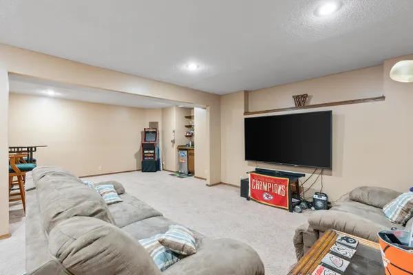 $270,000 | 2400 North Woodlawn Boulevard, Derby, KS 67037