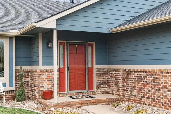 $270,000 | 2400 North Woodlawn Boulevard, Derby, KS 67037