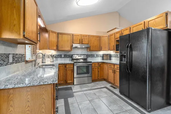 $270,000 | 2400 North Woodlawn Boulevard, Derby, KS 67037