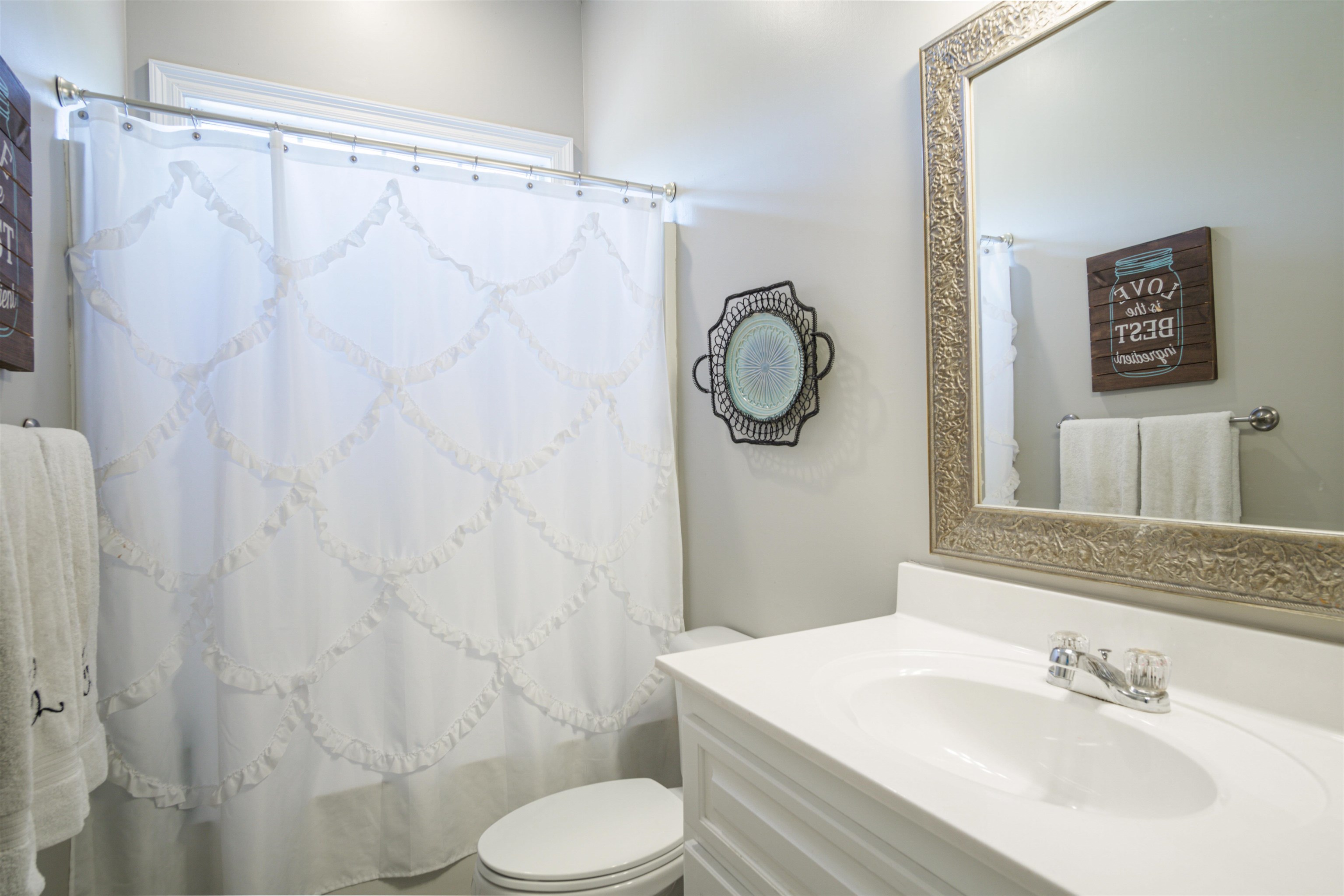 20329 Lawrence Road Fairhope, AL 36532 - Photo 25 of 30 Bathroom 2