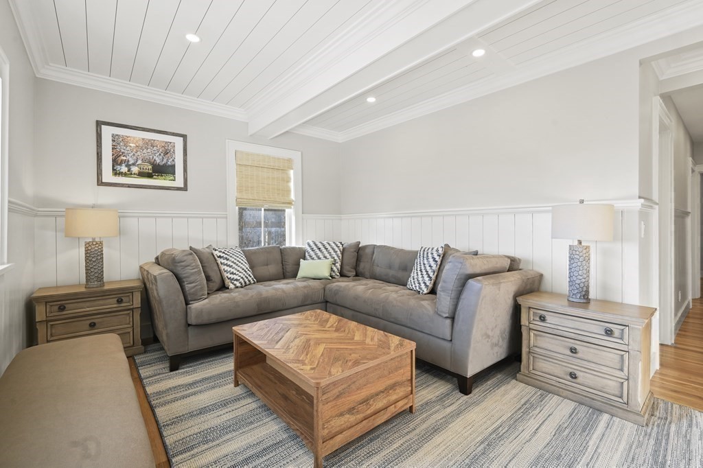9 Tuckernuck Avenue Oak Bluffs, MA 02557 - Photo 20 of 30 a living room with furniture and a couch