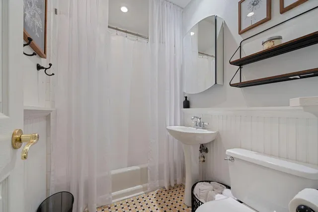 $14,000 | 302 Northwest 16th Street, Delray Beach, FL 33444