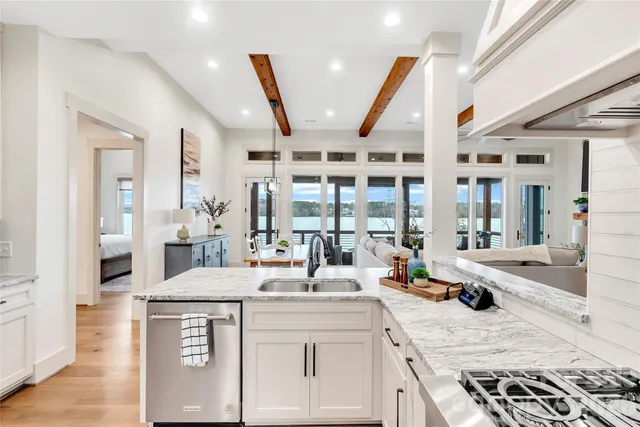 $3,199,000 | 8058 Edgewater Drive, Norwood, NC 28128