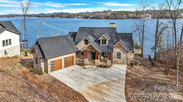 $3,199,000 | 8058 Edgewater Drive, Norwood, NC 28128