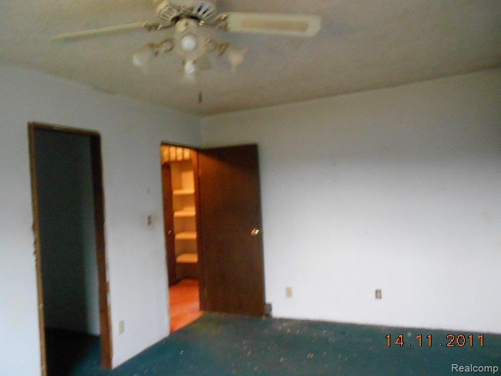 14392 Barnes Road Byron, MI 48418 - Photo 9 of 13 DSCN4762