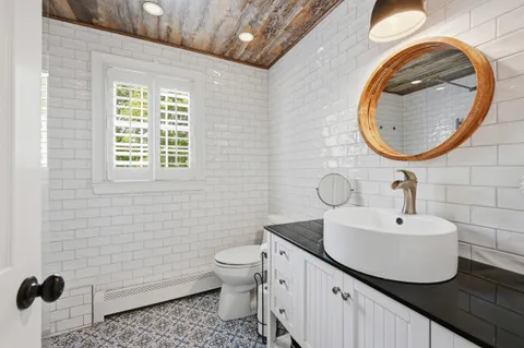 $1,700,000 | 19 Coveview Drive, South Yarmouth, MA 02664