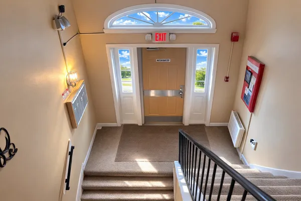 $2,000 | 4020 216th Street, Unit 2E, Matteson, IL 60443