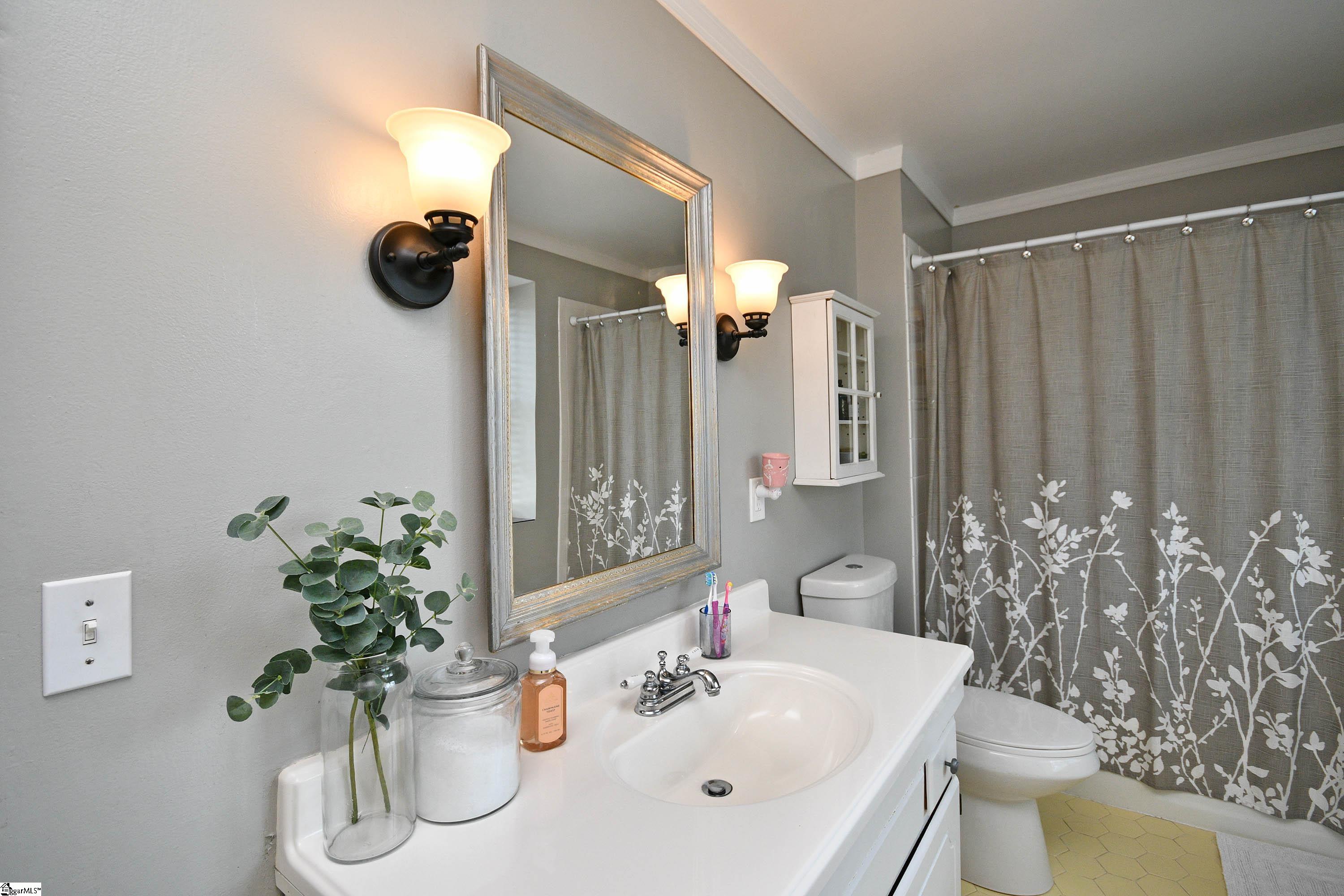 419 Adams Mill Road Mauldin, SC 29662 - Photo 15 of 36 Gallery Image 15