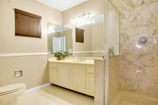 151 South Country Club Boulevard Boca Raton, FL 33487 - Photo 13 of 48 Master Bath