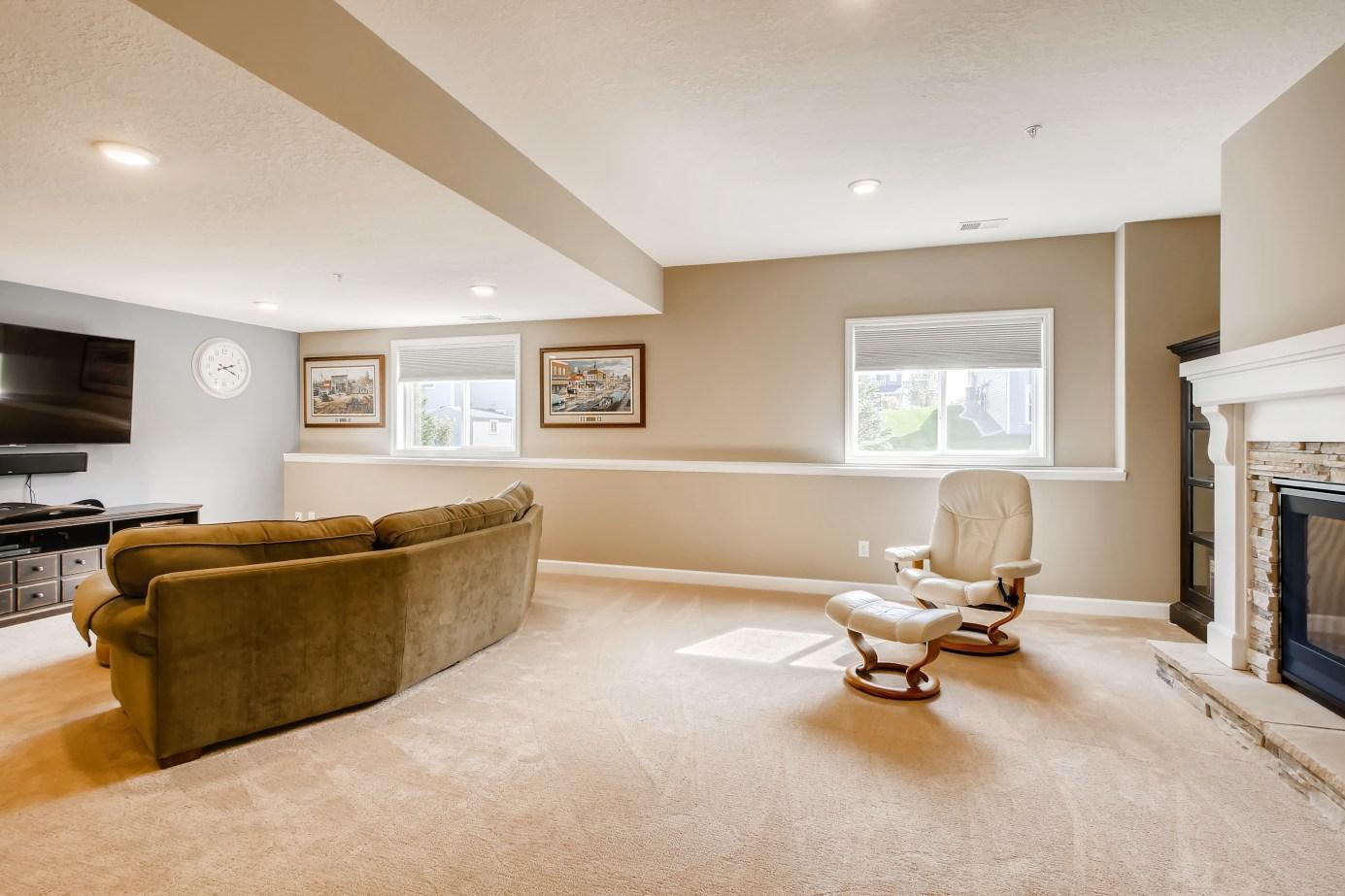 9157 Compass Pointe Road Woodbury, MN 55129 - Photo 23 of 28 Gallery Image 23