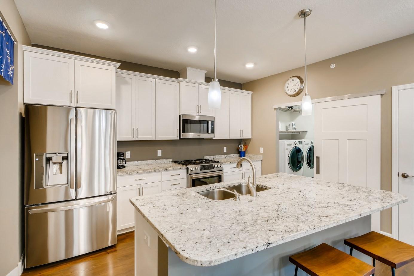 9157 Compass Pointe Road Woodbury, MN 55129 - Photo 7 of 28 Gallery Image 7
