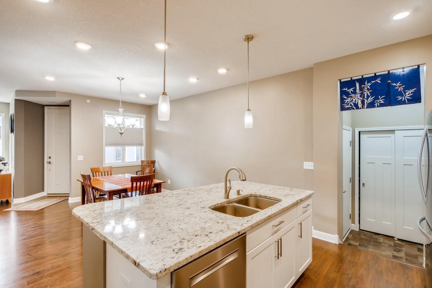 9157 Compass Pointe Road Woodbury, MN 55129 - Photo 10 of 28 Gallery Image 10