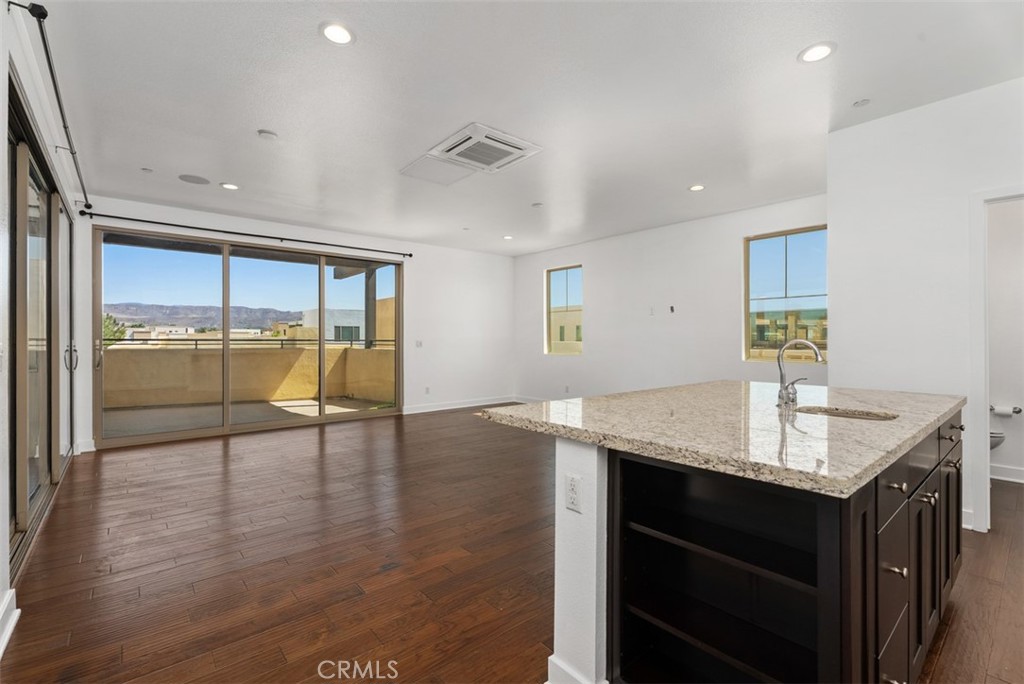 123 Interval Irvine, CA 92618 - Photo 39 of 75