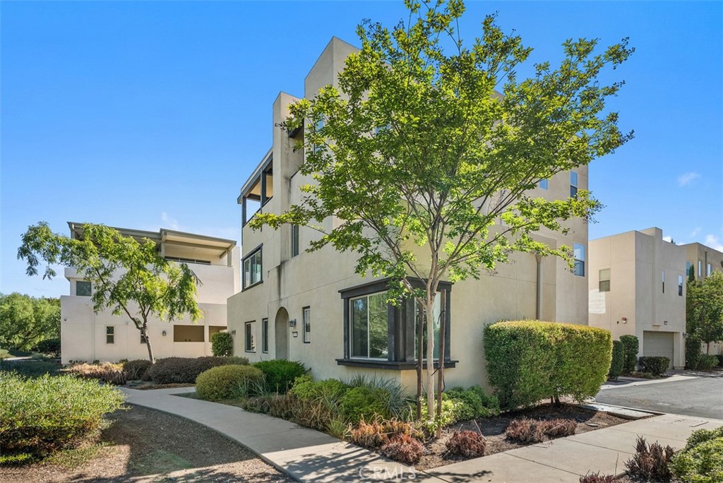 123 Interval Irvine, CA 92618 - Photo 49 of 75