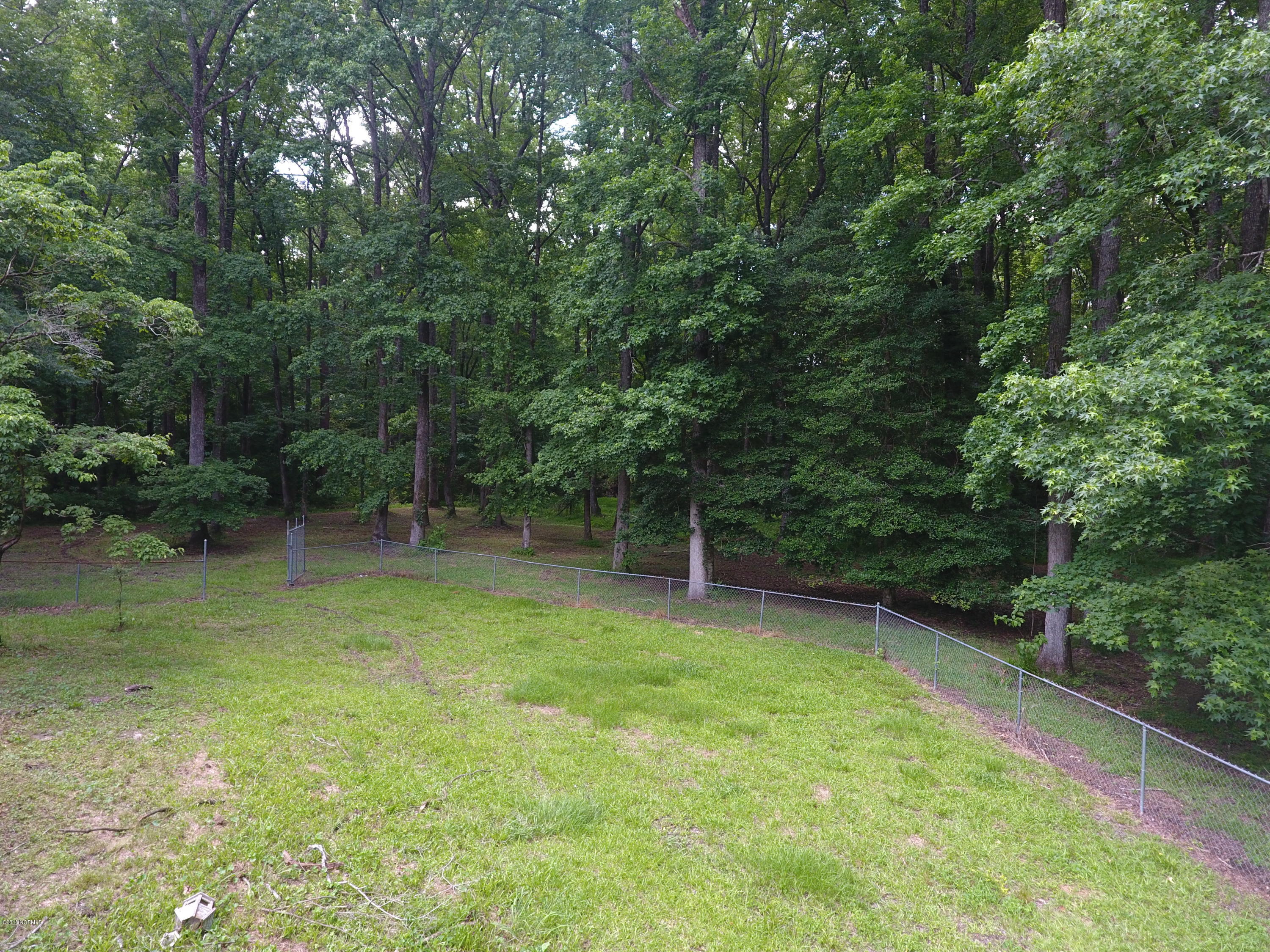 3561 Aurora Road Ernul, NC 28527 - Photo 30 of 49 Fencing