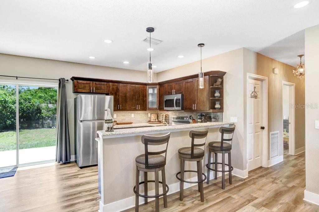 618 Oak Ridge Drive Brandon, FL 33510 - Photo 22 of 38